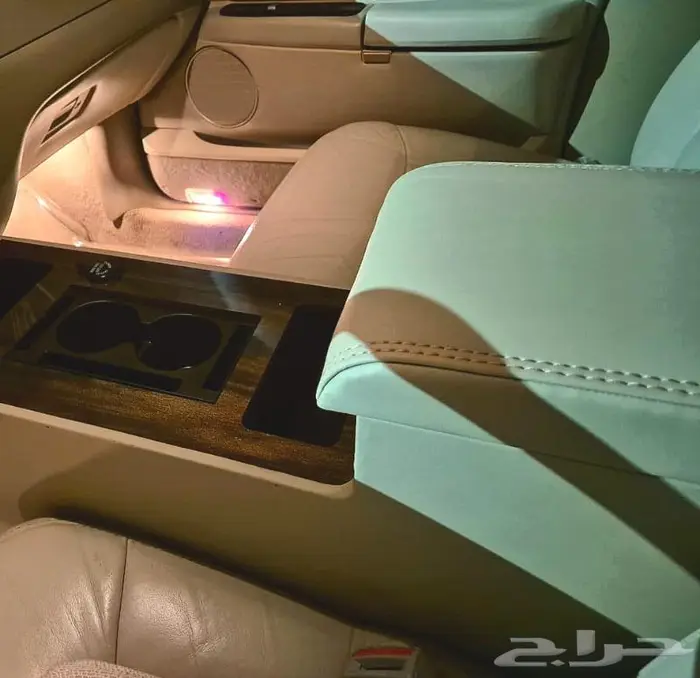 تكايات فورد وميركوري ولنكون الأصلية 77