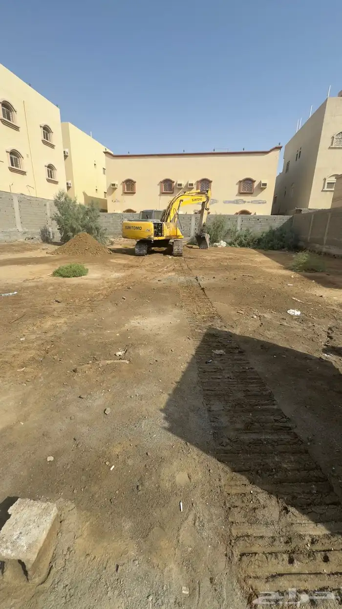 حفر وترحيل المخلفات وتوريد المواد تريلات قلاب بوكلين شيول تا 13