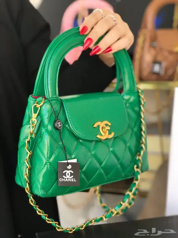شنط نسائيه تقليد ماركه هاي كواليتي مع الملحقات 90