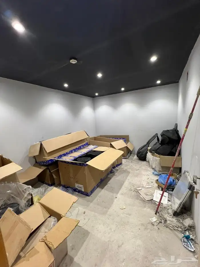 عاجل عاجل عاجل محل للتقبيل على طريق سعود بن فيصل 14