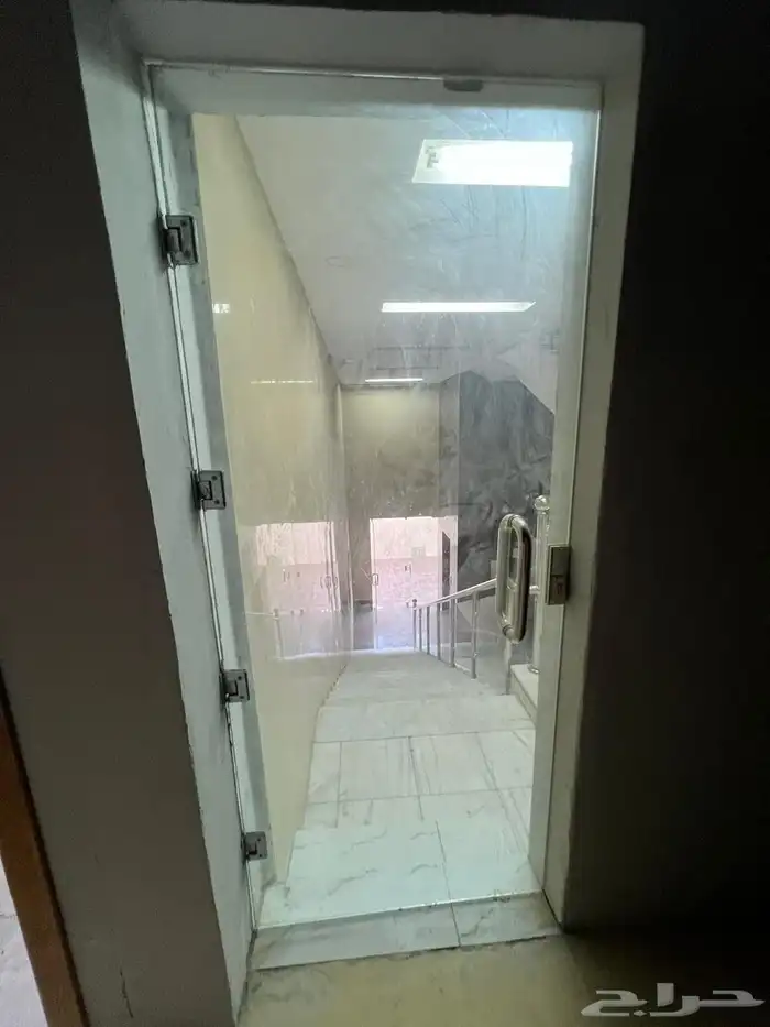 عاجل عاجل عاجل محل للتقبيل على طريق سعود بن فيصل 18