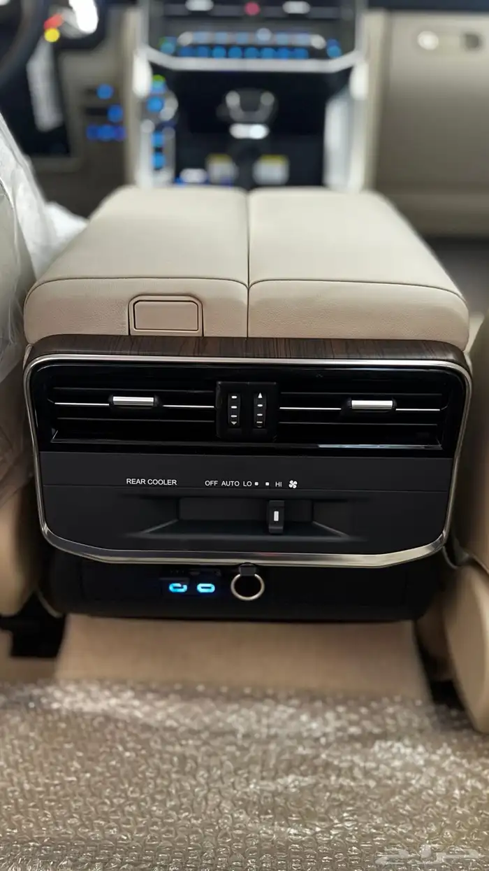 تويوتا لاندكروزر GXR L4 ديزل 2024 اصفار بطاقة سعودي 9