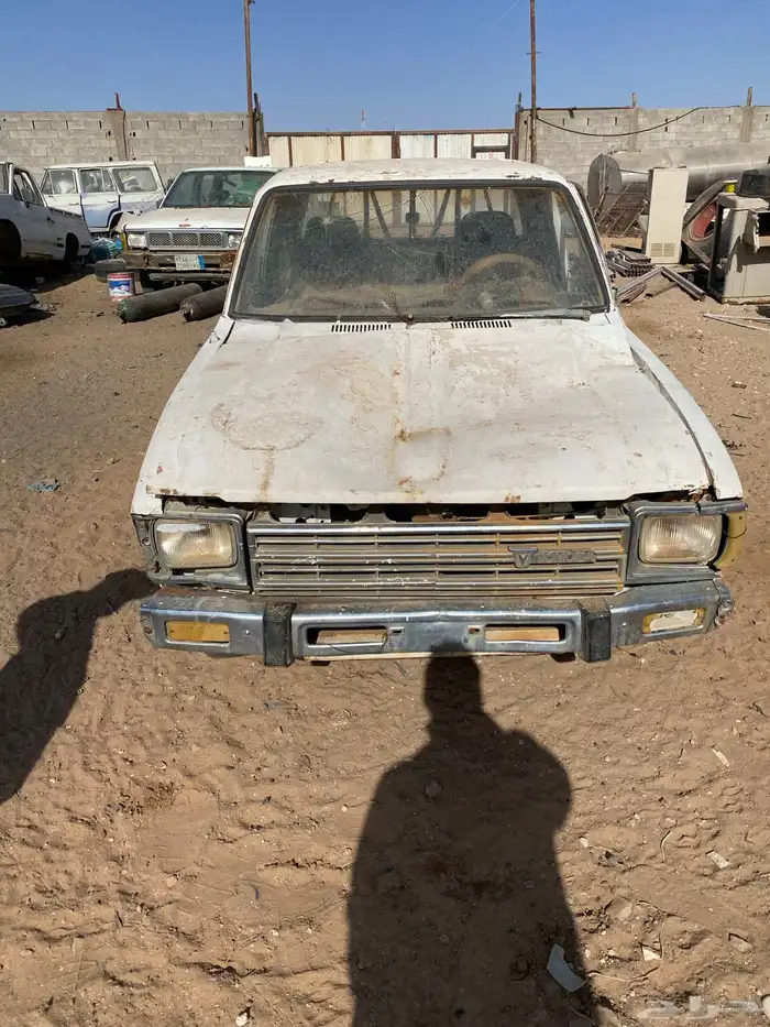 هايلوكس 83 0