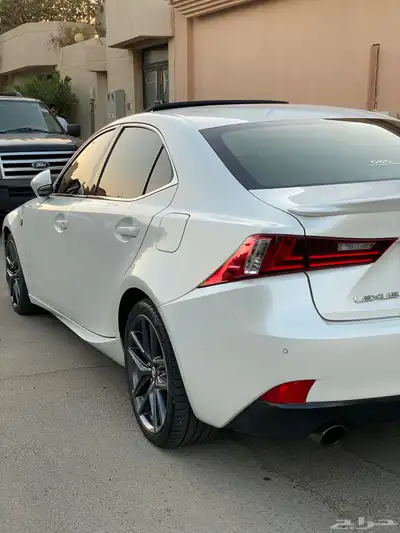 للبيع لكزس is350 5