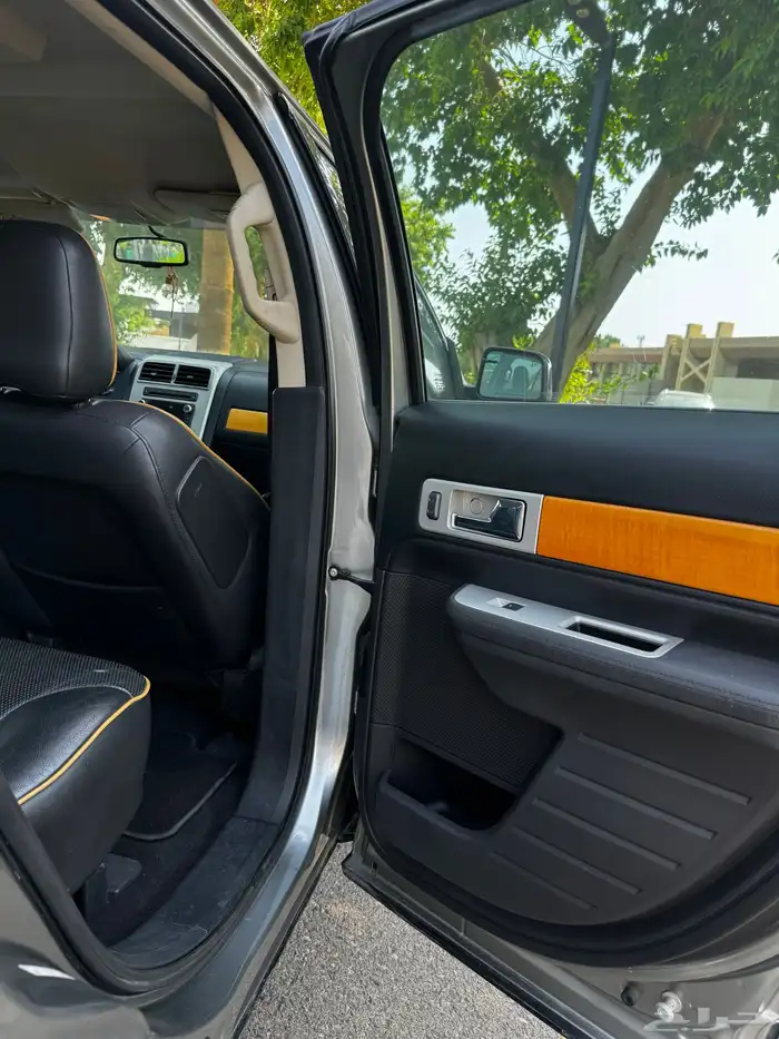 فورد لينكون موديل 2008 8