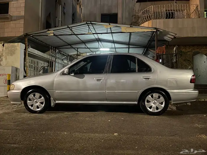 للبيع نيسان صني موديل 2000 0