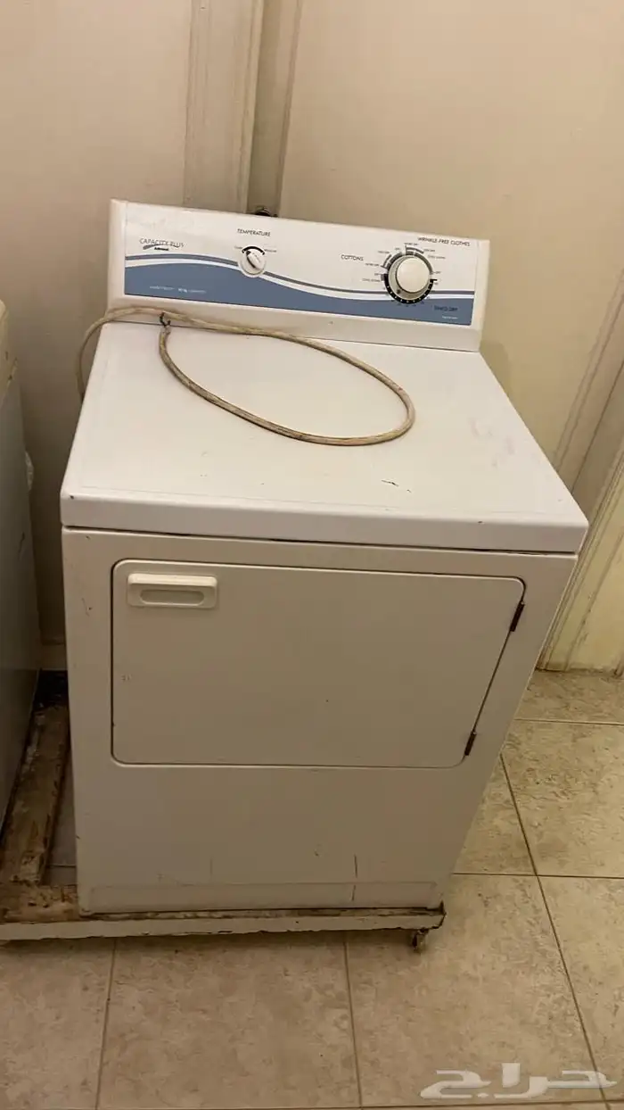 1- غسالة هتاشي 15 كيلو تنشيف 75  2- مجفف 100  نوع أدميرال 3