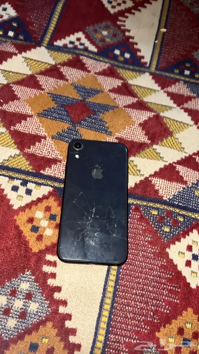 ايفون اكس آر ماقد انفتح ولا دخل صيانه ولا تغير فيه اي شي 2