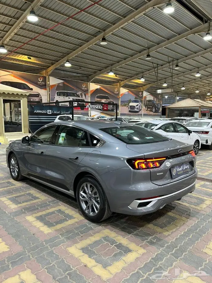 عرض خاص - فورد تورس إمبيانتى 2025 سعودى توكيلات الجزيرة . 3