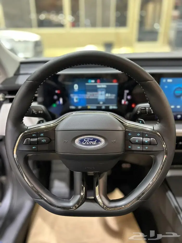 عرض خاص - فورد تورس إمبيانتى 2025 سعودى توكيلات الجزيرة . 7