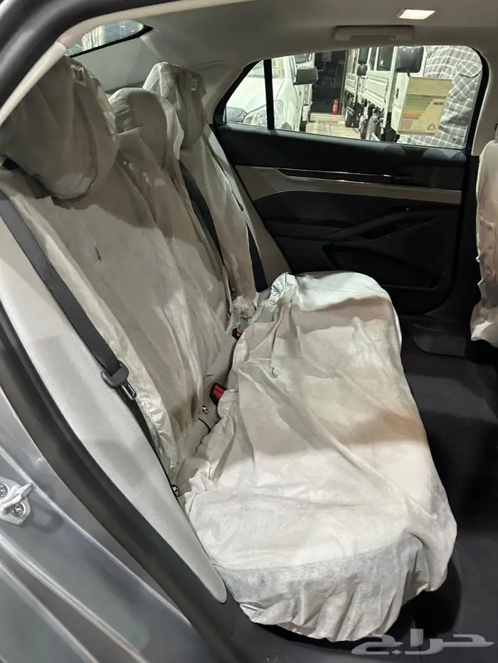 عرض خاص - فورد تورس إمبيانتى 2025 سعودى توكيلات الجزيرة . 8