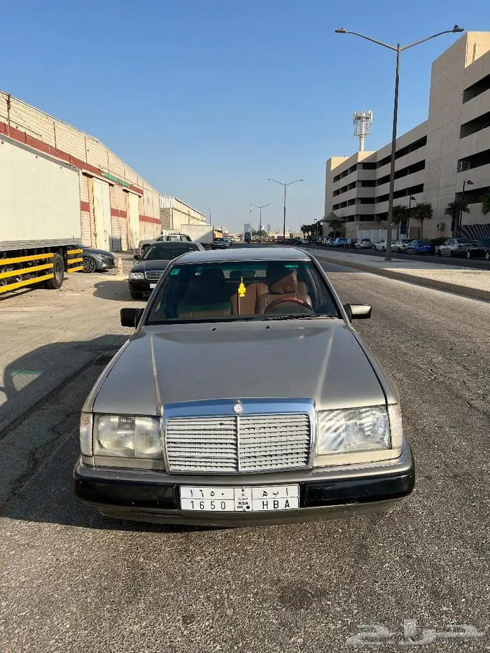 سياره مرسيدس موديل 91 ديزل 5 سلندر حجم 200 قير عايدي 0