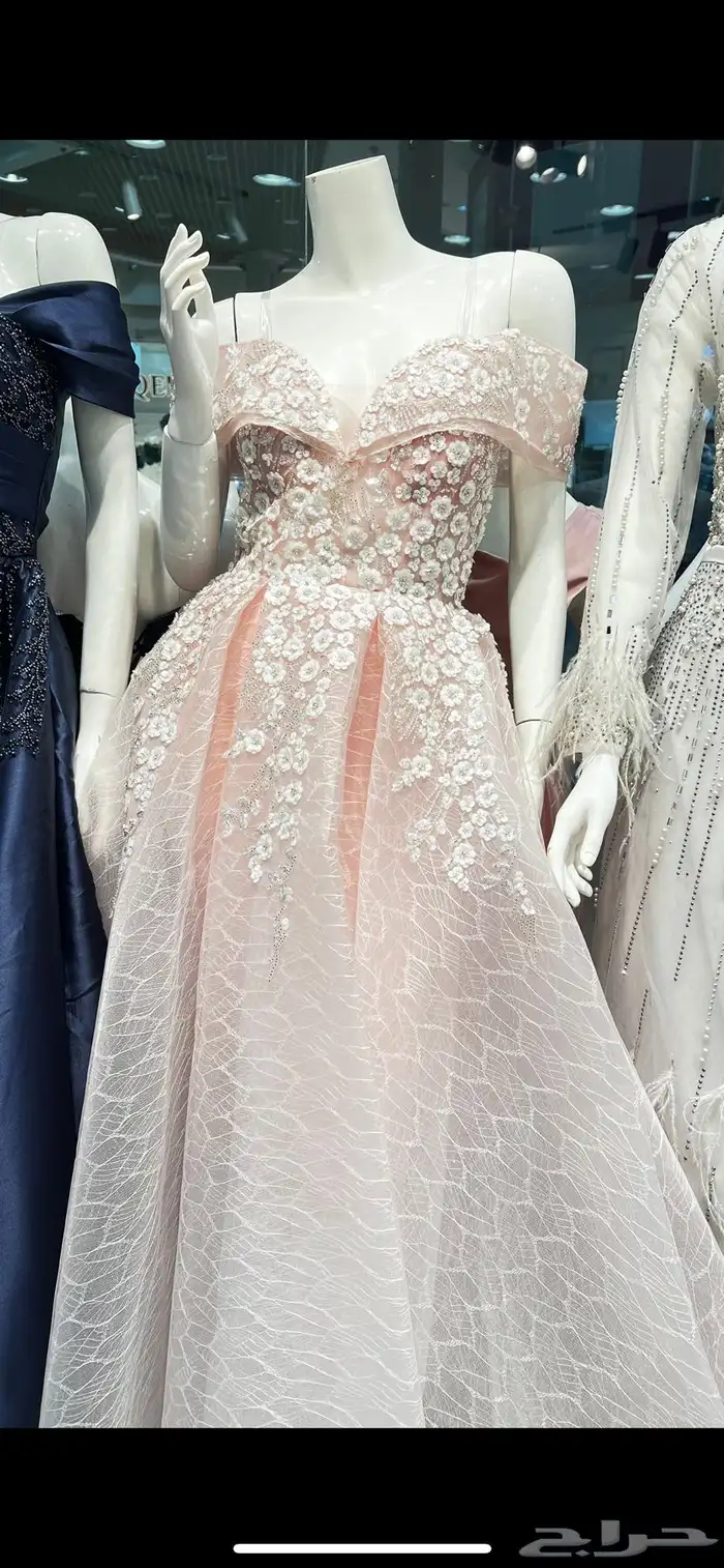 فستان للبيع 0