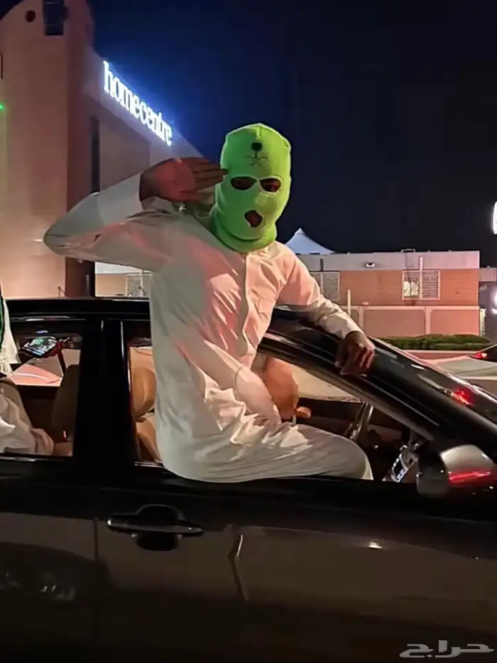 علم السعودية على كبوت السياره جمله وقطاعي قناع اخضر 2