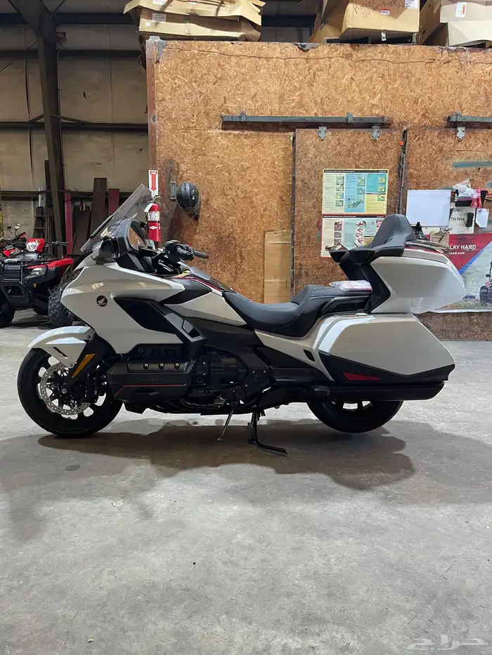 HONDA GOLDWING 2024 4