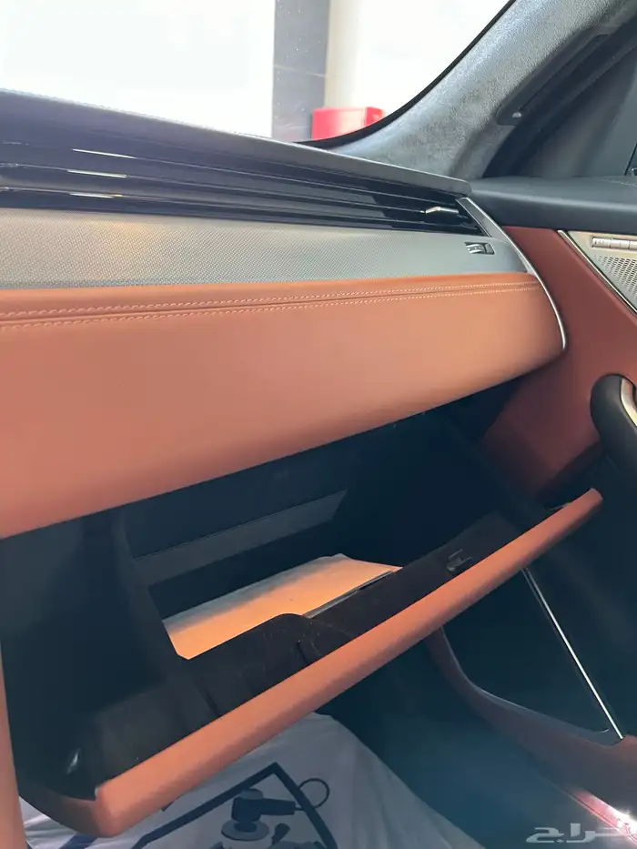 جاكوار F-PACE SVR V8دبل فل كامل 550 حصان تم البيع 21