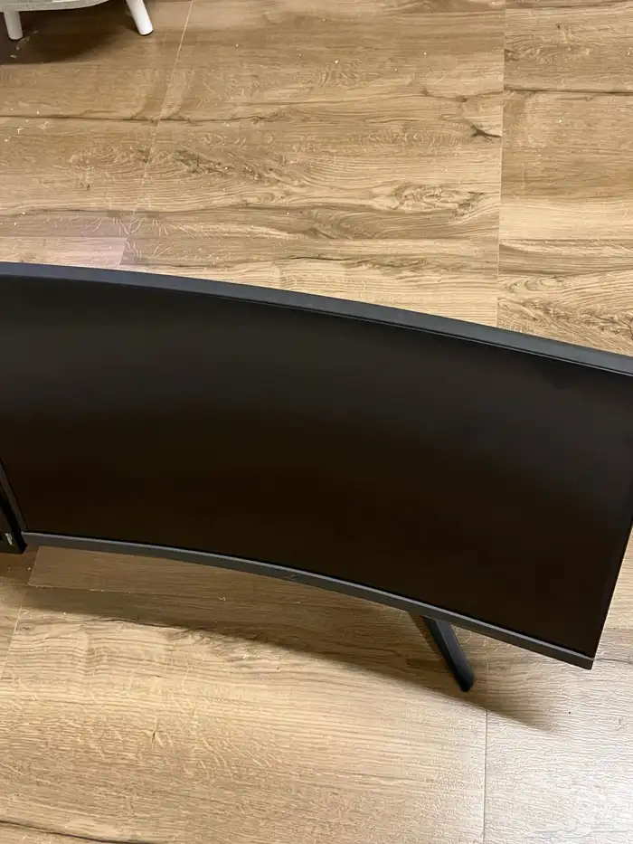 شاشة قيمنق اسوس وبنكيو 1