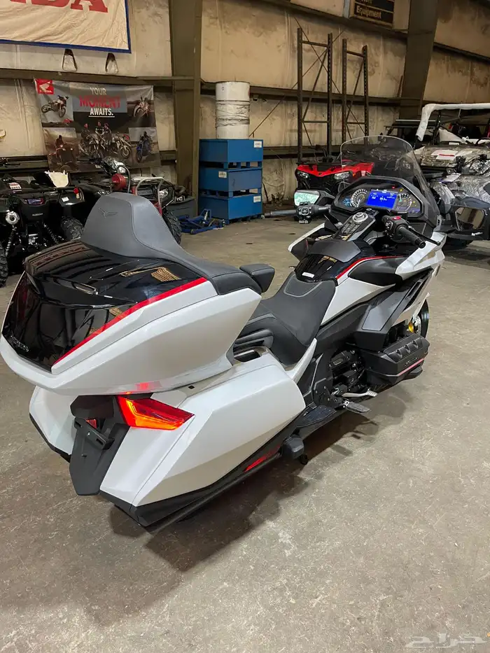 HONDA GOLDWING 2024 2