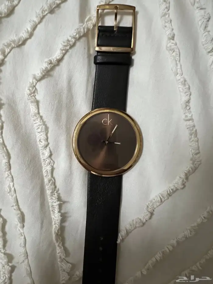 ساعه كلفن كلاين نسائيه نظيفه جدا 0