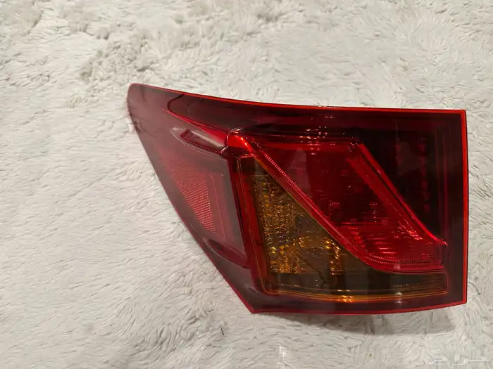 طقم اسطب lexus GS موديل 2015 اصلي وكالة 3