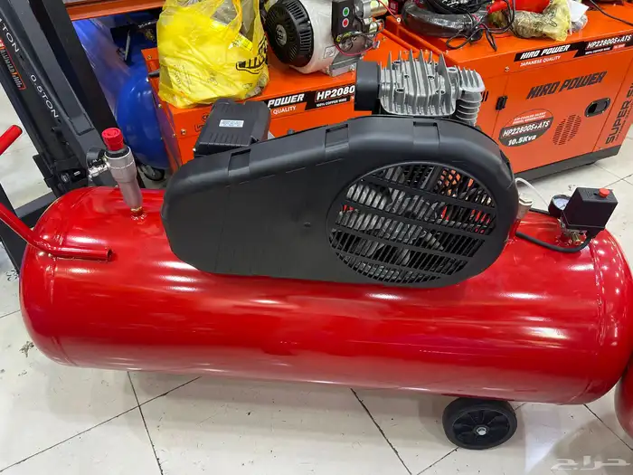 كمبروسر هواء 300 لتر ايطالي 6