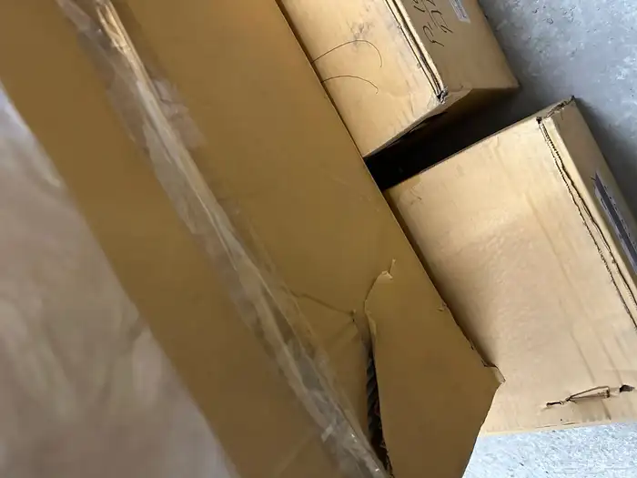 باب صندوق وصدام خلفي ايسوزو ديماكس 2023 3