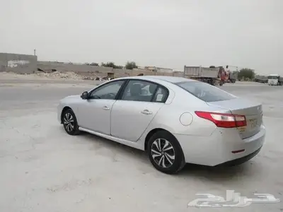 للبيع رينو سافران 4 سلندر موديل 2012 1