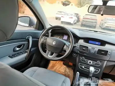 للبيع رينو سافران 4 سلندر موديل 2012 14