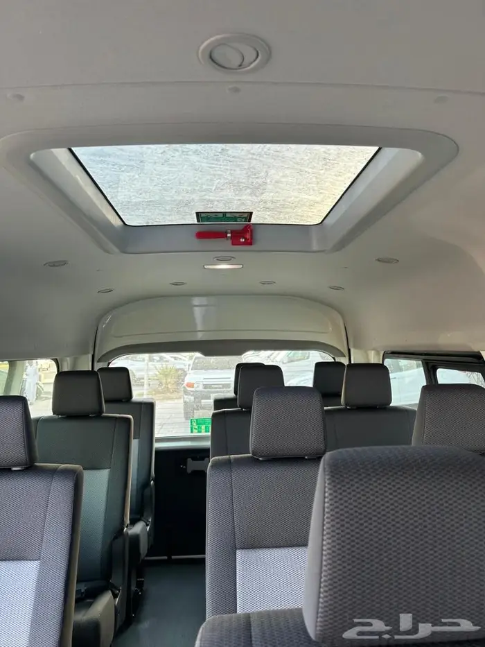 تويوتا هايس 13 راكب قير عادي ديزل موديل 2025 6