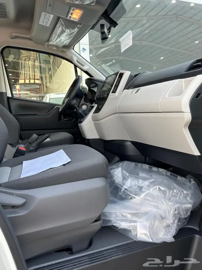 تويوتا هايس 13 راكب قير عادي ديزل موديل 2025 8