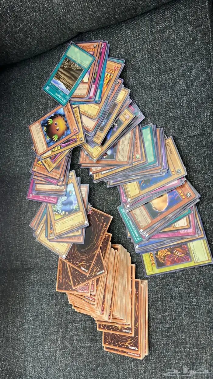 كروت يوغي يو yugioh cards اصلية وفي حالة ممتازة التواصل واتس 0