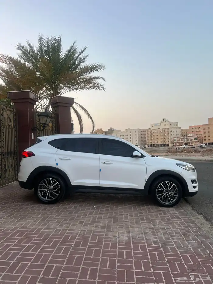 توسان 9 1 0 2 ديزل وكاله تم البيع خارج الموقع 15