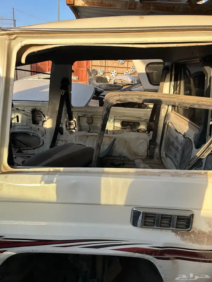 جيب ربع 2013 قطع غيار فقط 4