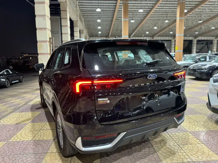 فورد تيريتوري ترند 2025 4