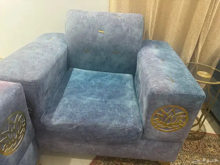 كنب شبه جديد استعمال بسيط سبب البيع عدم وجود مساحة كافية له 1