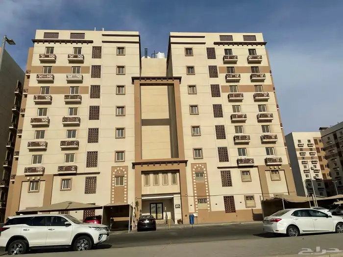 شقة للبيع دورين الأرضي والاول بحي الأمير عبدالمجيد -ربى جدة- 7