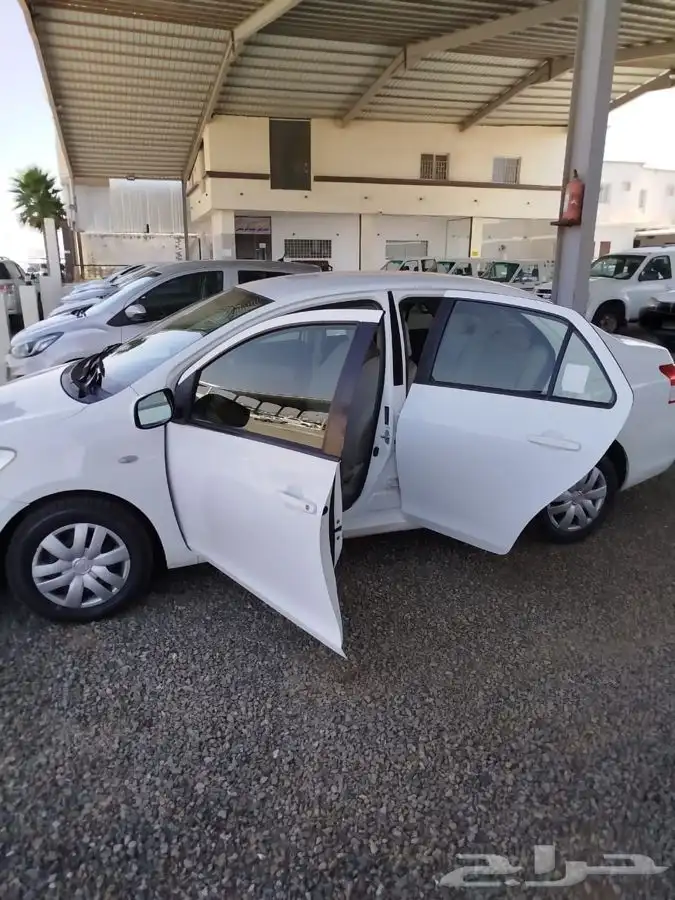 تم البيع يارس 2013 م 5