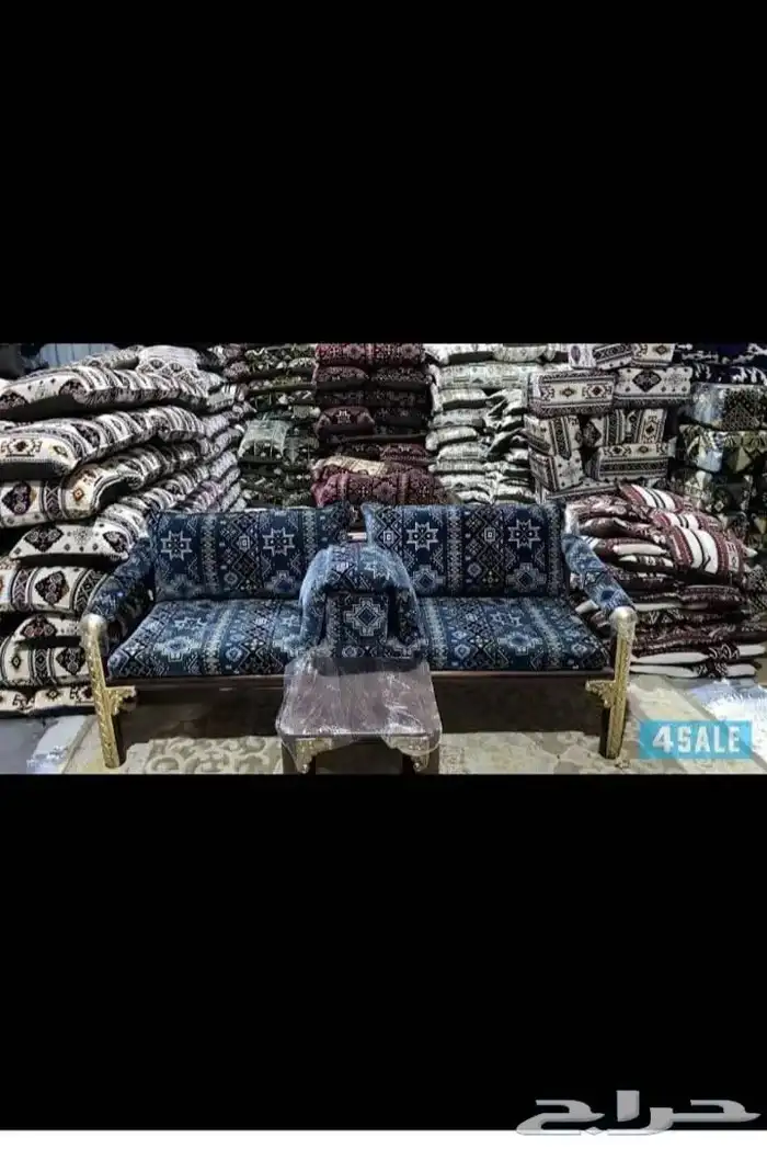 كراسي حديد . جلسة خارجيه 4