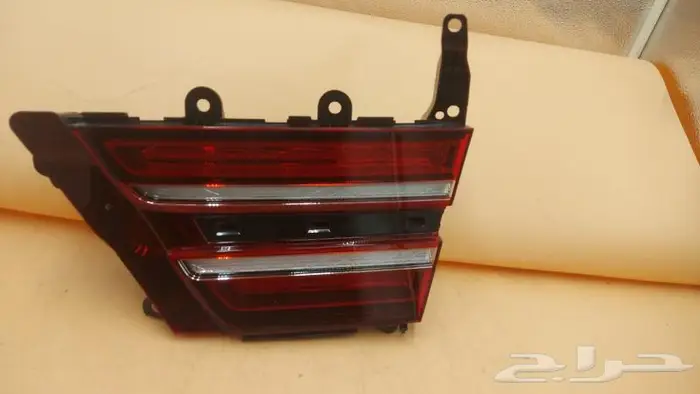 اصطب خلفي Genesis G80 0