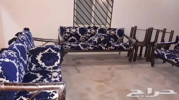 كراسي حديد . جلسة خارجيه 8