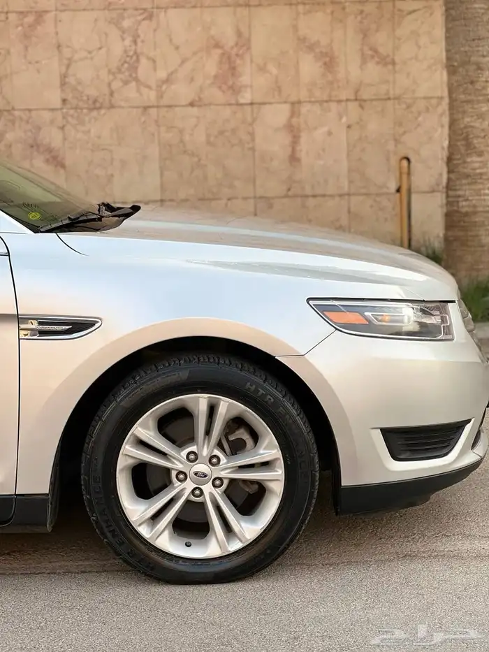 فورد تورس 2018 سعودي استندر ماشي 112 الف (تم البيع) 3