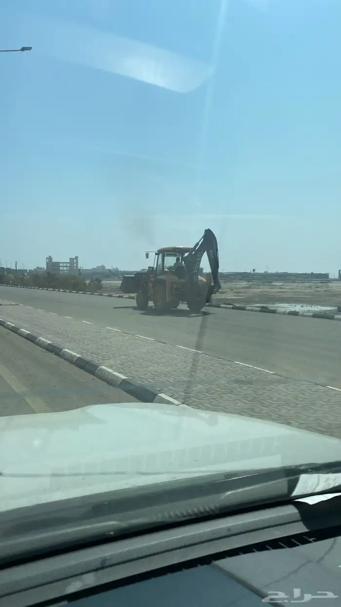 معدات ثقيله بوكلين شيول بوبكات جي سي بي 4