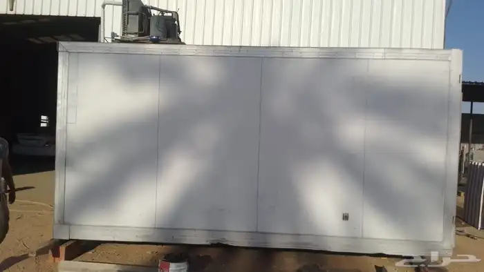 حافظة تجميد 5 متر مع محرك كوبلند 3 حصان 10