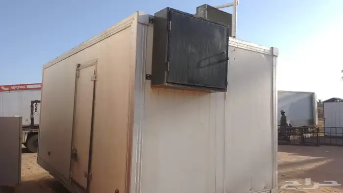 حافظة تجميد 5 متر مع محرك كوبلند 3 حصان 6