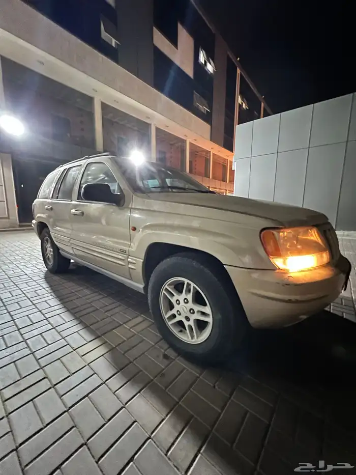 قراند شيروكي 2000 13