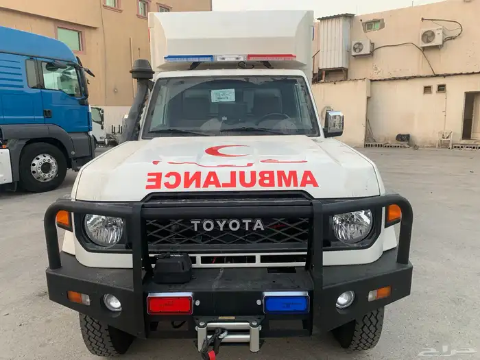 للبيع او الإيجار إسعاف جيب ديزل 3