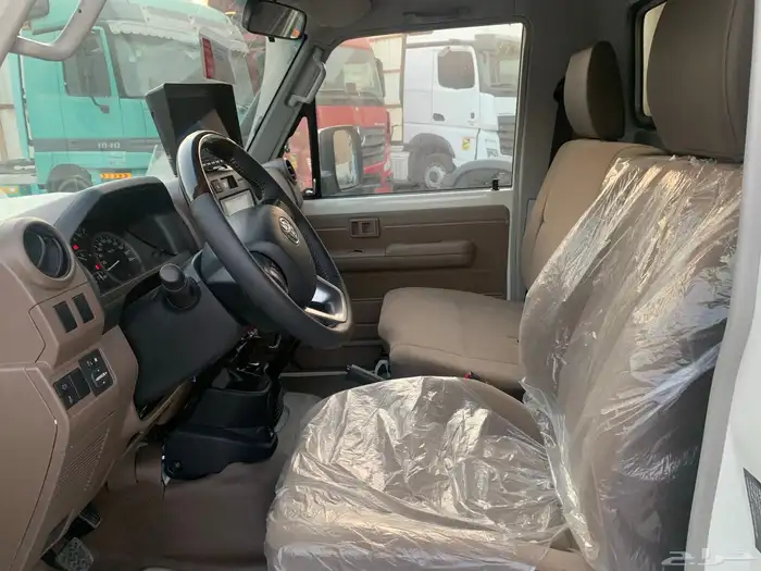 للبيع او الإيجار إسعاف جيب ديزل 7