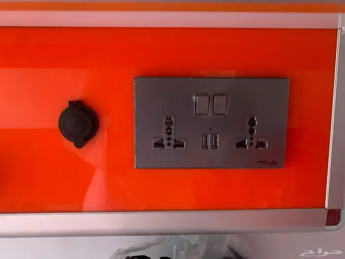 للبيع او الإيجار إسعاف جيب ديزل 23