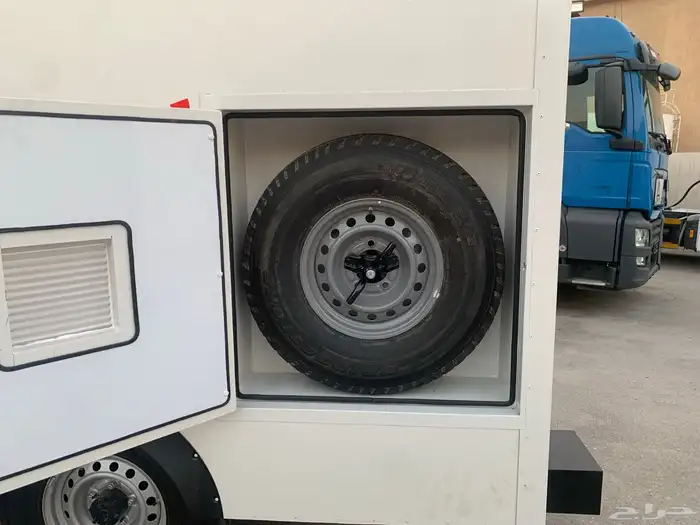 للبيع او الإيجار إسعاف جيب ديزل 6