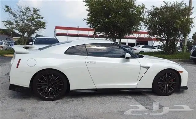 نيسان GTR Premium موديل 2023 (مستعمل) 4